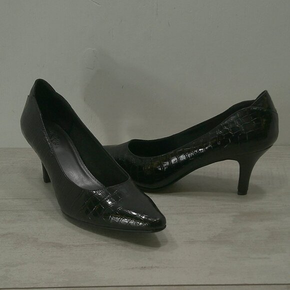 Life Stride Shoes - Life Stride Croc Embossed Black Klarissa Classic Comfort Kitten heel Size 11